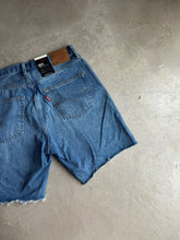 Load image into Gallery viewer, Levi Jean Shorts NEW