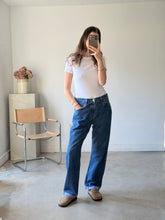 Load image into Gallery viewer, Vintage Levi 501 Jeans