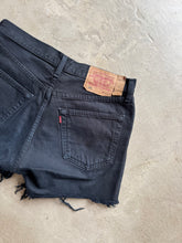 Load image into Gallery viewer, Vintage Levi 501 Shorts