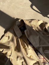 Load image into Gallery viewer, Burberry Trench Coat