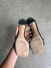 Load image into Gallery viewer, Dear Frances Mule Heels - UK 3