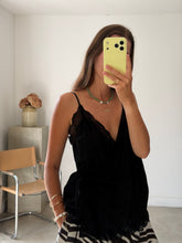 Load image into Gallery viewer, Vila Rouge Top