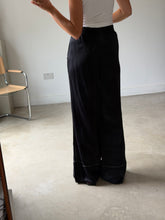 Load image into Gallery viewer, H&M Satin Trousers