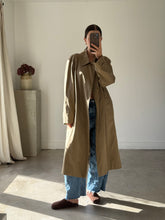 Load image into Gallery viewer, Vintage Burberry Trench