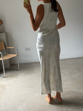 Load image into Gallery viewer, Topshop Satin Dress
