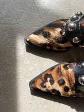 Load image into Gallery viewer, Attribute London Leopard Shoes