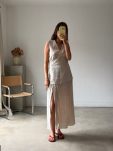 Load image into Gallery viewer, Arket Linen Top