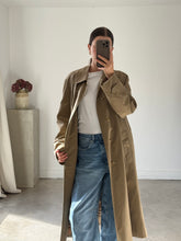 Load image into Gallery viewer, Vintage Burberry Trench