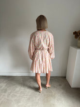 Load image into Gallery viewer, H&M Floral Dress
