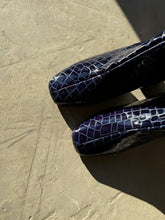 Load image into Gallery viewer, Flattered Croc Boots NEW - UK 5