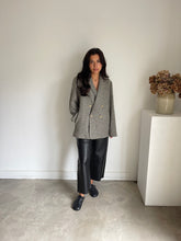 Load image into Gallery viewer, Vince Blazer NEW