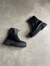 Load image into Gallery viewer, Stuart Weitzman Boots UK 3