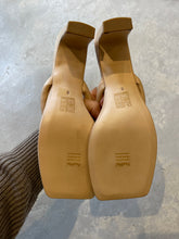 Load image into Gallery viewer, Song Of Style Sandal Heels - UK 6 NEW