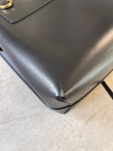 Load image into Gallery viewer, Mansur Gavriel bag