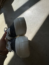 Load image into Gallery viewer, Good News Trainers - UK 4