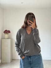 Load image into Gallery viewer, United Colors Of Benetton Wool Jumper NEW