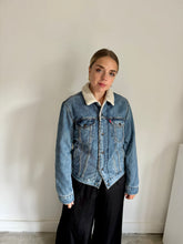 Load image into Gallery viewer, Levi Denim Jacket