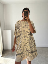 Load image into Gallery viewer, Damson Madder Oversized T-shirt
