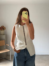 Load image into Gallery viewer, Mint Velvet Waistcoat
