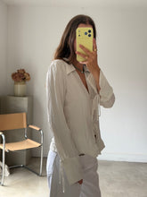 Load image into Gallery viewer, H&amp;M Top
