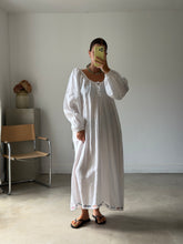 Load image into Gallery viewer, VRG GRL Linen Dress
