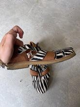 Load image into Gallery viewer, Heimstone Sandals
