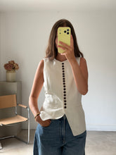 Load image into Gallery viewer, Mint Velvet Waistcoat
