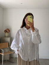 Load image into Gallery viewer, Kindred Linen Blouse

