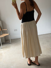 Load image into Gallery viewer, M&amp;S Midi Dress
