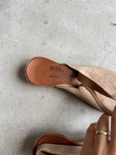 Load image into Gallery viewer, CYDWOQ Leather Shoes - UK 7
