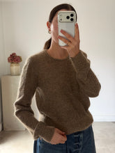 Load image into Gallery viewer, Arket Wool Blend Cropped Jumper
