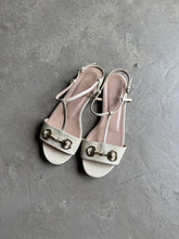 Load image into Gallery viewer, Gucci Sandals

