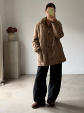 Load image into Gallery viewer, Vintage Shearling Jacket
