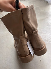 Load image into Gallery viewer, M&amp;S Faux Leather Boots NEW - UK 7.5
