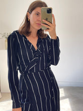 Load image into Gallery viewer, Rails Dress
