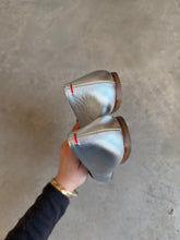 Load image into Gallery viewer, Aeyde Pumps
