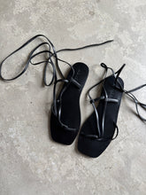 Load image into Gallery viewer, A Emery Sandals NEW - UK 6

