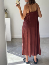 Load image into Gallery viewer, Kowtow Dress
