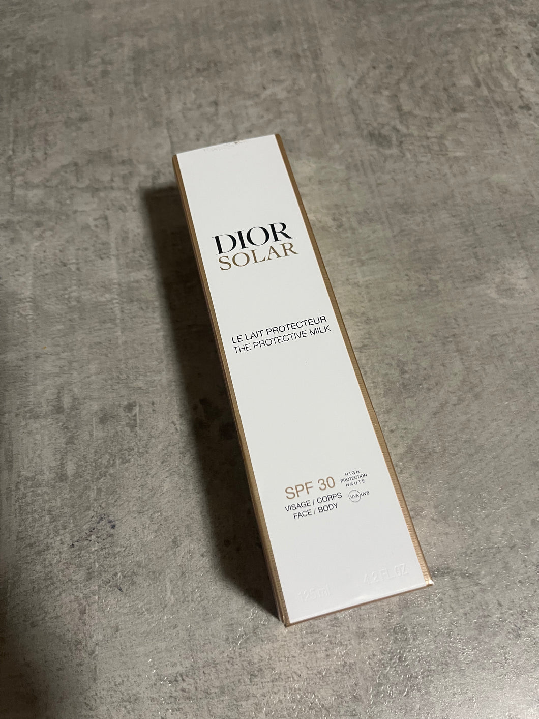 DIOR SOLAR THE PROTECTIVE MILK FOR FACE AND BODY SPF 30