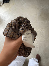 Load image into Gallery viewer, Vintage D&amp;G Top

