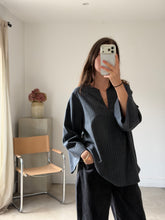 Load image into Gallery viewer, Autograph Top
