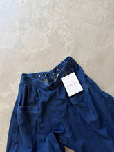 Load image into Gallery viewer, Wiggy Kit Jeans
