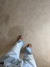 Load image into Gallery viewer, Vintage Levi Jeans
