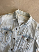 Load image into Gallery viewer, Vintage Levi Denim Jacket

