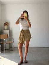 Load image into Gallery viewer, Gold Tasseled Sarong
