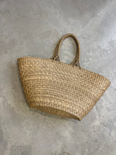 Load image into Gallery viewer, Woven Basket Bag
