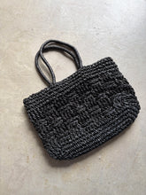 Load image into Gallery viewer, Raffia Beach Shoulder Bag
