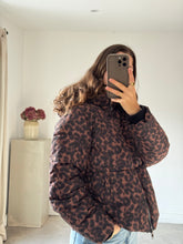 Load image into Gallery viewer, Object Puffer Coat

