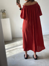 Load image into Gallery viewer, H&amp;M Dress
