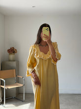 Load image into Gallery viewer, Meadows Linen Dress
